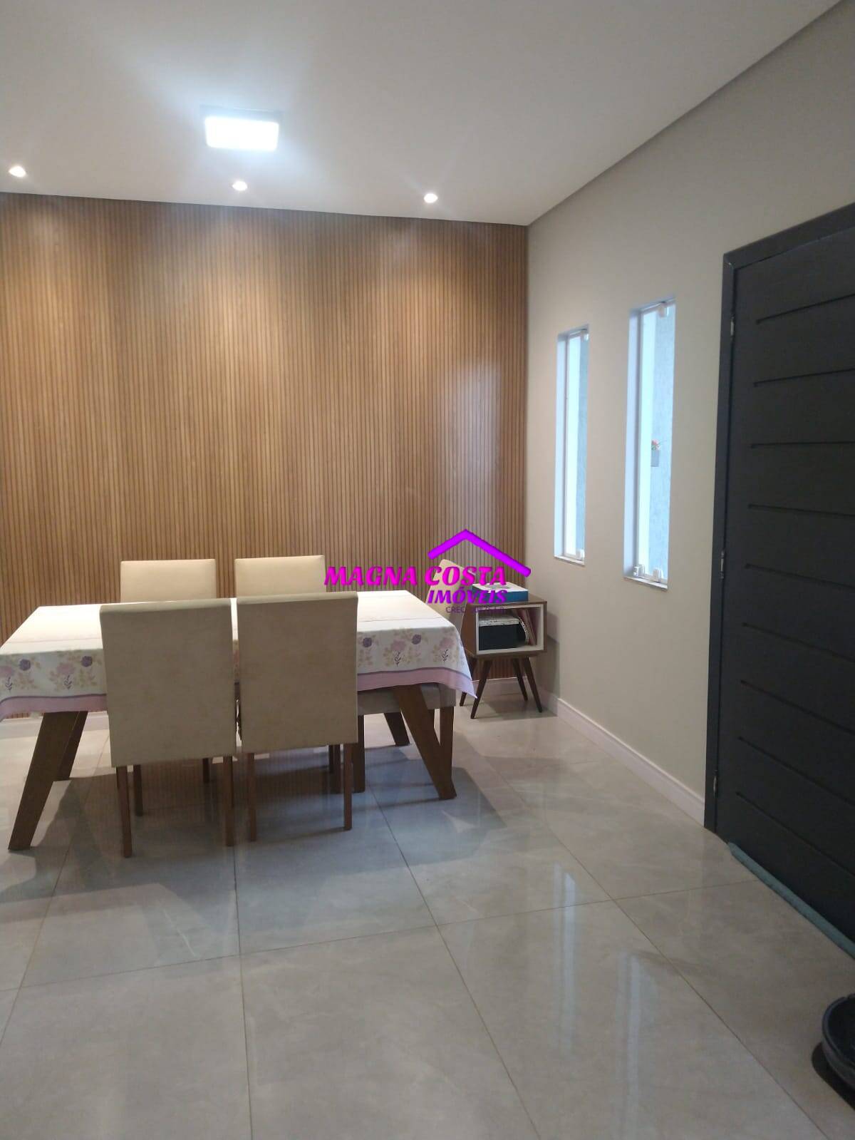 Casa à venda com 3 quartos, 116m² - Foto 4